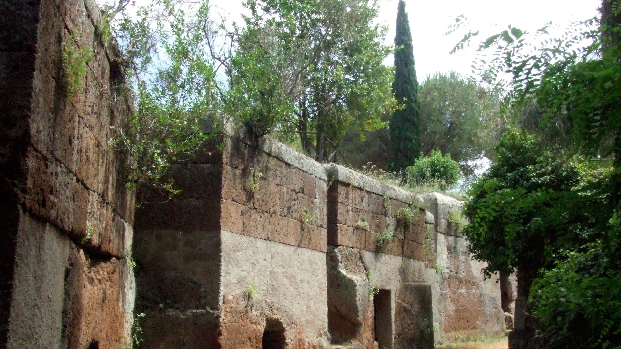 チェルヴェテリとタルキニアのエトルリア古代都市群